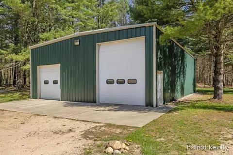 Exterior - 1516 Gardner, Newaygo, MI 49337 photo 20 of 21