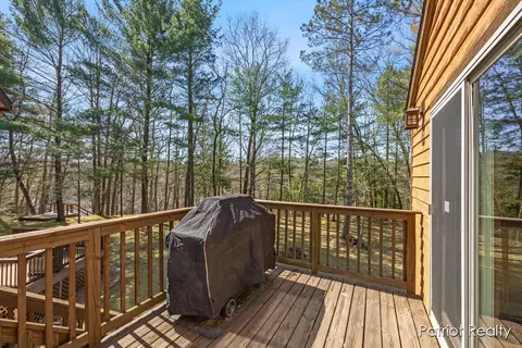 Exterior - 1516 Gardner, Newaygo, MI 49337 photo 13 of 21