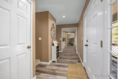 Entry Way - 1516 Gardner, Newaygo, MI 49337 photo 1 of 2