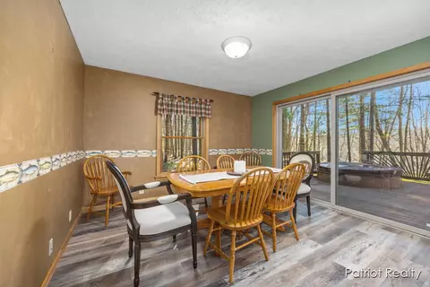 Dining - 1516 Gardner, Newaygo, MI 49337 photo 1 of 3