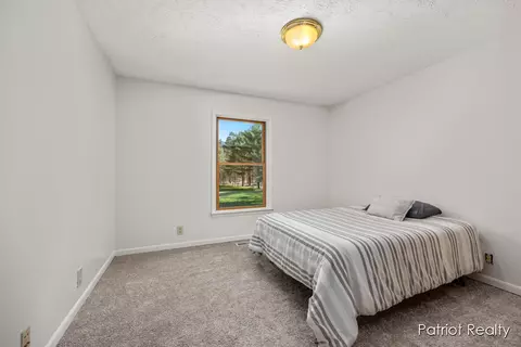 Bedroom - 1516 Gardner, Newaygo, MI 49337 photo 8 of 8