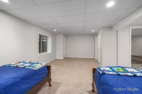 Living - 1516 Gardner, Newaygo, MI 49337 photo 8 of 10