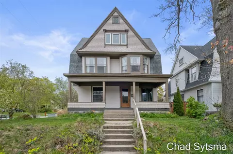 700 Madison, Grand Rapids, MI 49503