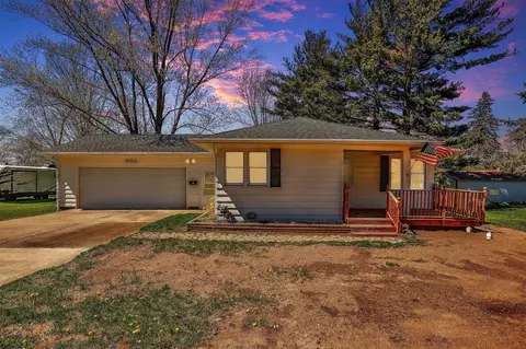 916 Riverside, Portland, MI 48875