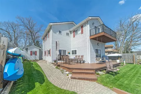 3070 Steeple, White Lake, MI 48383