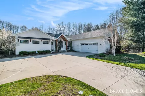 15058 Copper, Grand Haven, MI 49417