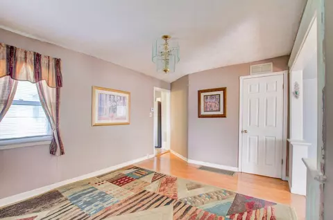 Bedroom - 112 N Dwight, Jackson, MI 49202 photo 1 of 3
