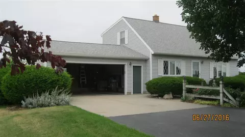 737 146th, Caledonia, MI 49316