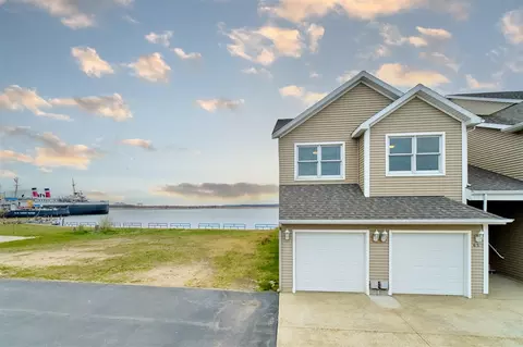 67 Arthur, Manistee, MI 49660