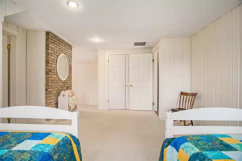 Bedroom - 816 Wooded, Marshall, MI 49068 photo 7 of 7