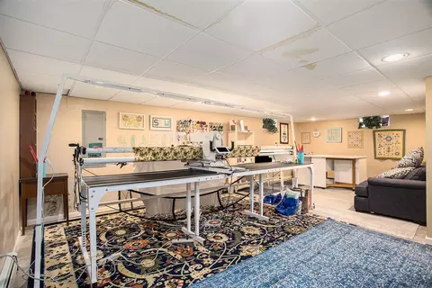 Dining - 816 Wooded, Marshall, MI 49068 photo 1 of 1
