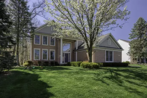 7064 Maplecrest, Grand Rapids, MI 49546