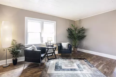 Living - 834 Flat, Grand Rapids, MI 49503 photo 2 of 3