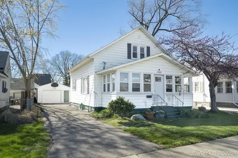 5489 Madison, Hudsonville, MI 49426