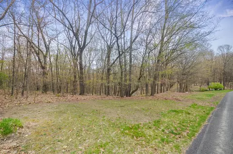 6122 Far Hls, Kalamazoo, MI 49009