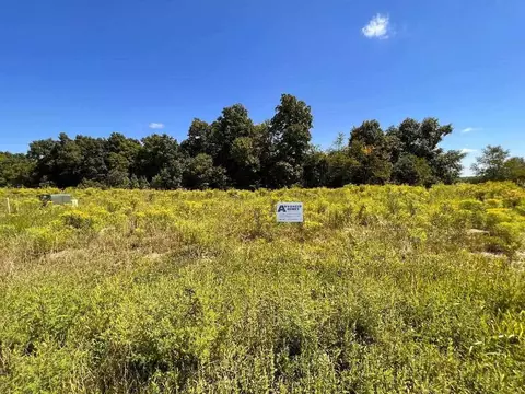 12053 Alden, Lowell, MI 49331