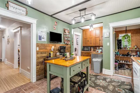 116 W Hanover, Marshall, MI 49068 photo 9