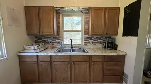 166 Avondale, Jackson, MI 49203 photo 8