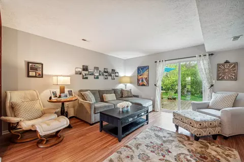 1812 Nemoke, Haslett, MI 48840 photo 9