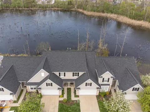 View/Area - 162 Burwyck Park, Saline, MI 48176 photo 1 of 9
