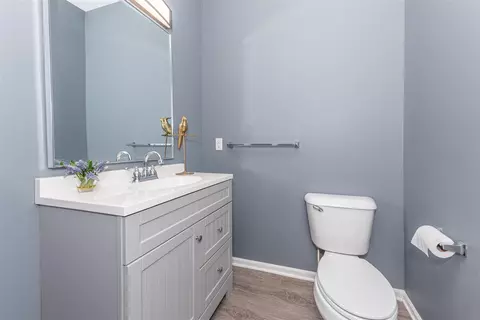 Bath - 162 Burwyck Park, Saline, MI 48176 photo 1 of 6