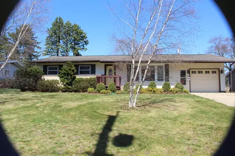 547 Robbins, Grand Haven, MI 49417