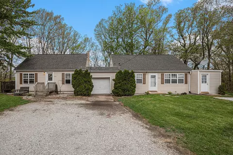 7270 Red Arrow #1-2, Stevensville, MI 49127