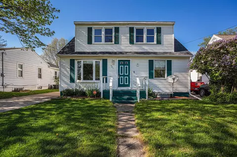 301 Maplelawn, Wyoming, MI 49548