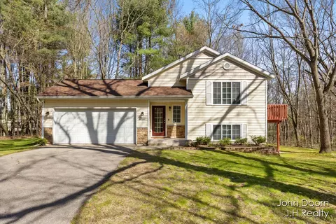 13339 Olin Rdg, Sparta, MI 49345