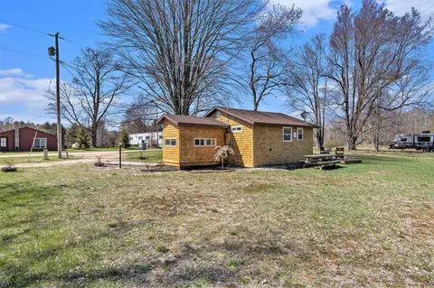 17055 State, Copemish, MI 49625 photo 3