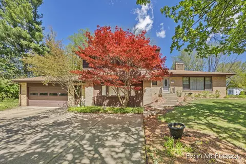 519 Comstock, Grand Rapids, MI 49505