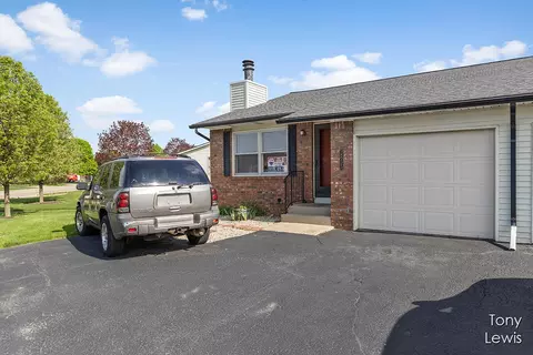 2855 Porter, Grandville, MI 49418