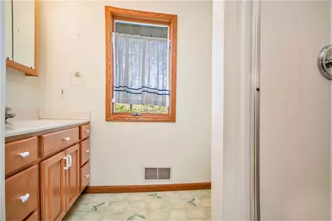 60069 Shafer Brothers, Three Rivers, MI 49093 photo 15