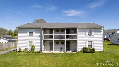 305 Stratford #1-4, Holland, MI 49423