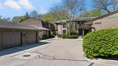 658 Greenhills, Ann Arbor, MI 48105