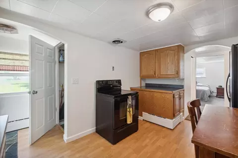 2750 Hamstead, Jackson, MI 49201 photo 22