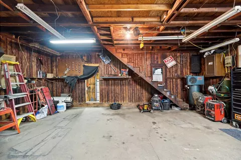 2750 Hamstead, Jackson, MI 49201 photo 36
