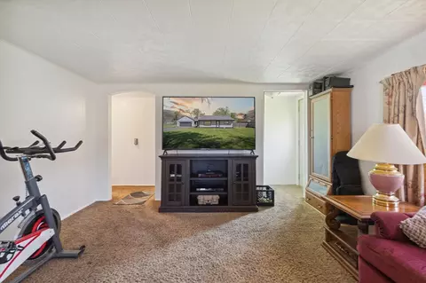 2750 Hamstead, Jackson, MI 49201 photo 17