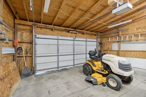 2750 Hamstead, Jackson, MI 49201 photo 35