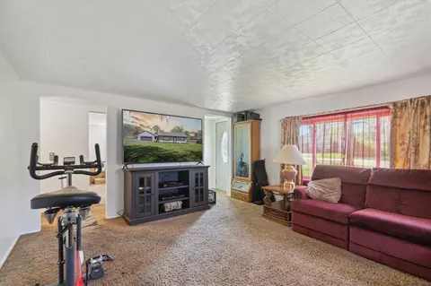 2750 Hamstead, Jackson, MI 49201 photo 16