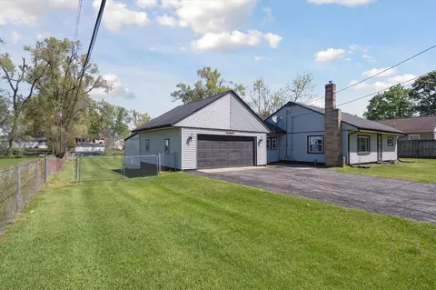 2750 Hamstead, Jackson, MI 49201 photo 2