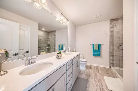 Bath - 401 Angus, Saline, MI 48176 photo 1 of 3