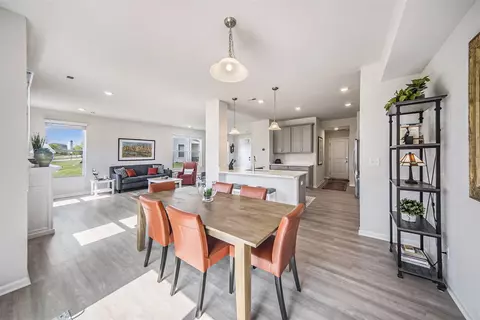 Dining - 401 Angus, Saline, MI 48176 photo 3 of 3