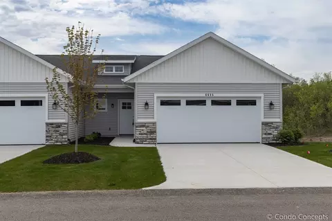 6635 Shoreside, Grand Rapids, MI 49548