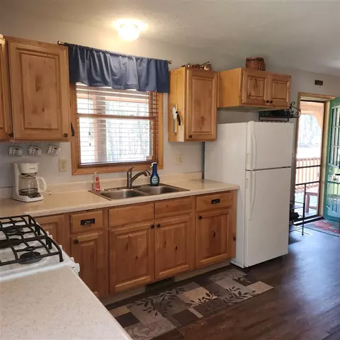 8977 S Jordan, Baldwin, MI 49304 photo 6