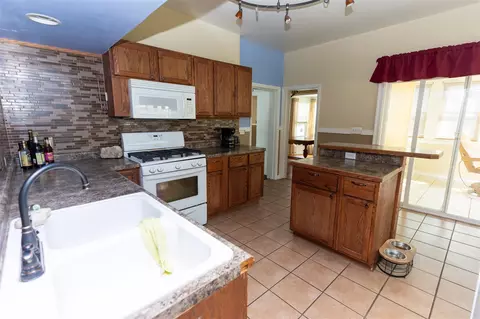 209 E Congress, Belding, MI 48809 photo 25