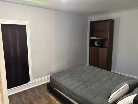 1043 Martin Luther King Jr, Jackson, MI 49203 photo 6