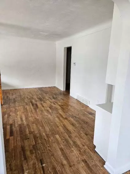 Living - 114 Baker, Spring Arbor, MI 49283 photo 1 of 3