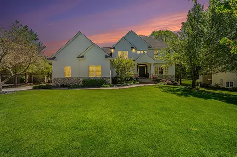 3082 Torian, Ada, MI 49301 photo 2