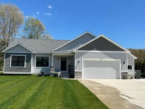 3614 Courtland, Norton Shores, MI 49441